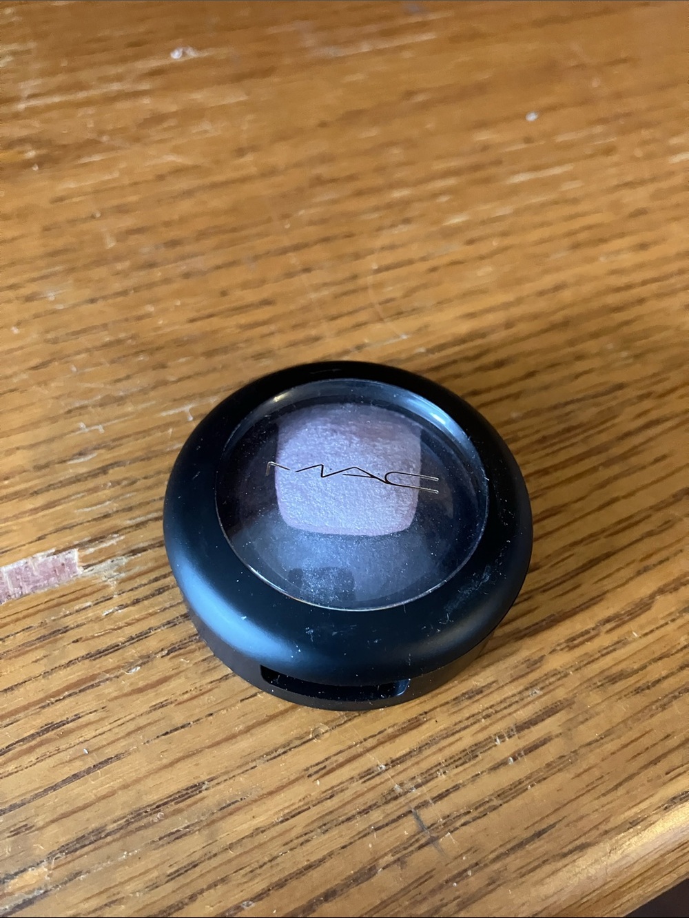 Make-Up Eye Shadow - Picture 2 of 7